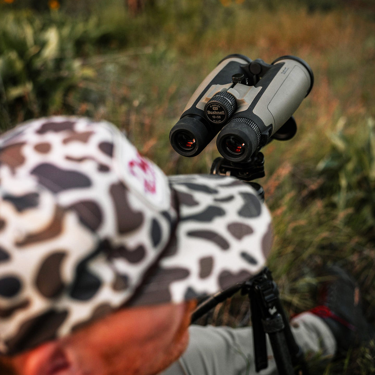 Bushnell - R7 Binoculars - 15x56