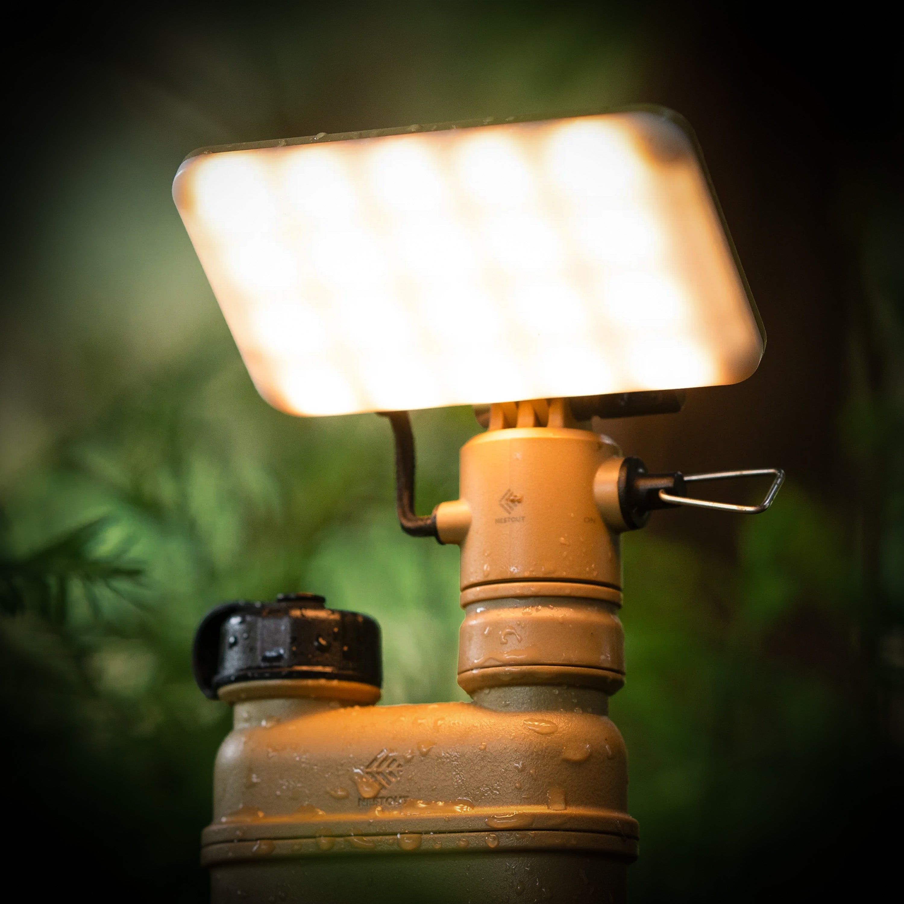 NESTOUT - FLASH-1 LED Light