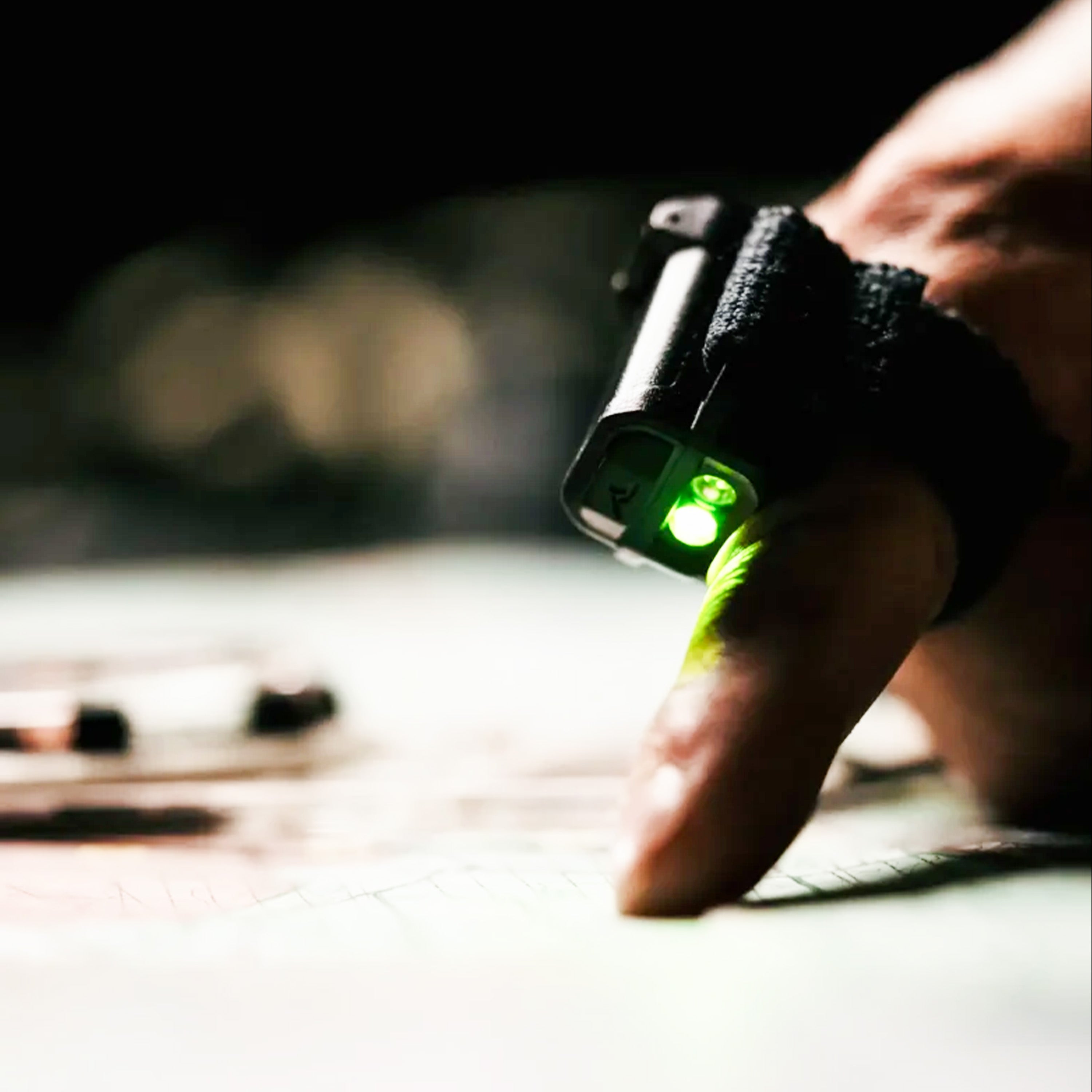 Princeton Tec - Pilot Finger Light