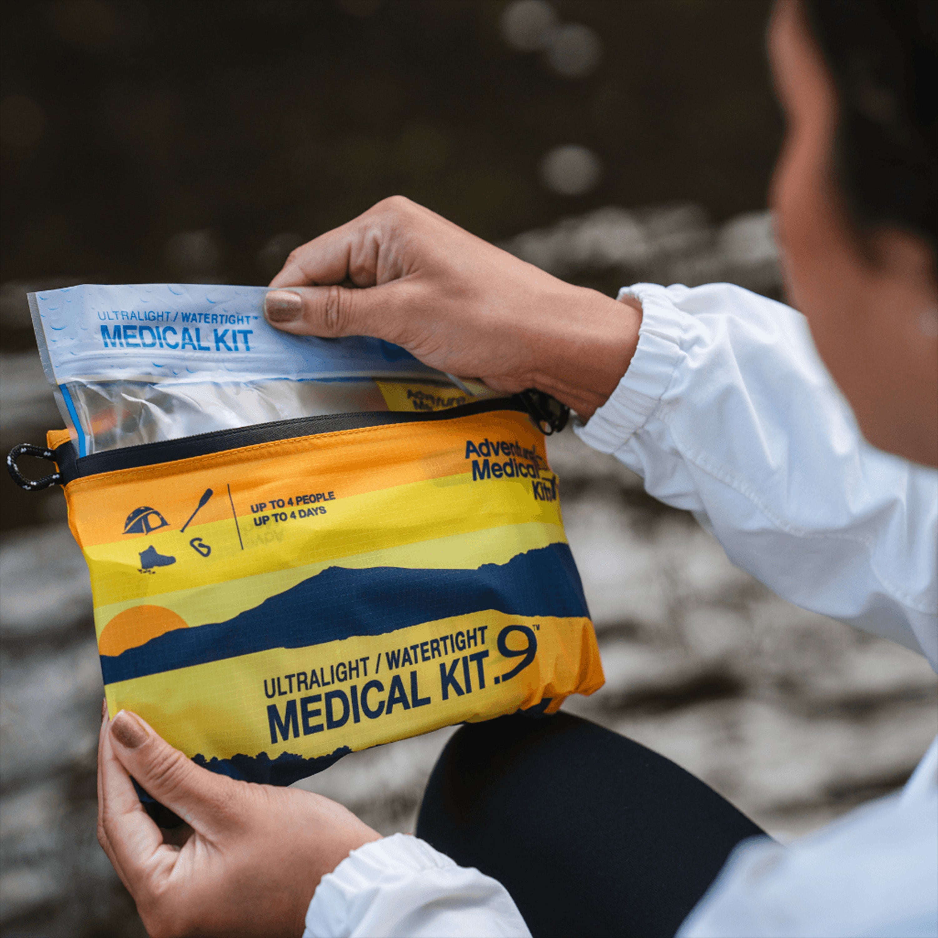 Adventure Medical Kits - Ultralight/Watertight Medical Kit - .9